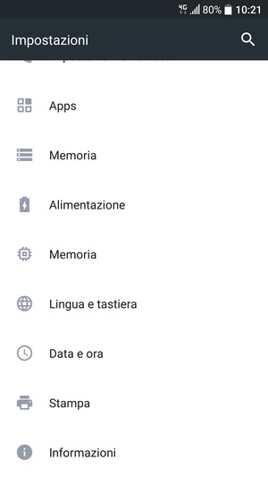 Scorri e seleziona Informazioni