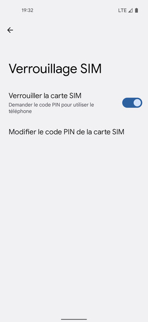 Sélectionnez Modifier le code PIN de la carte SIM