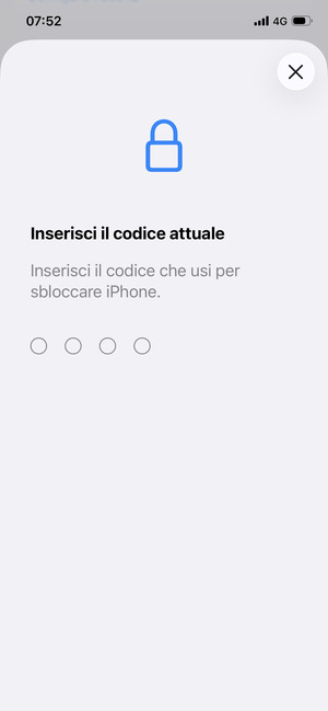 Inserisci il codice di blocco del telefono se questo è già attivato sul tuo telefono