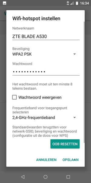 Voer een wachtwoord van een WiFi-hotspot in van ten minste 8 tekens en selecteer OPSLAAN