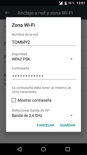 Introduzca una contraseña de punto de acceso Wi-Fi de al menos 8 caracteres y seleccione GUARDAR