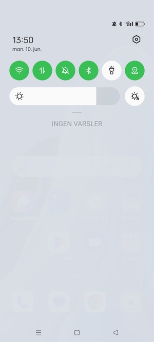 Dra ned toppmenyen igjen