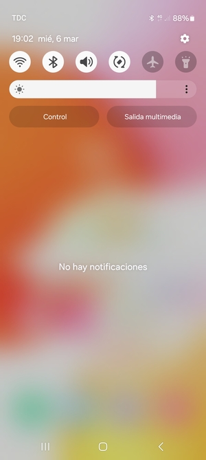 Deslice hacia abajo el menú superior de nuevo