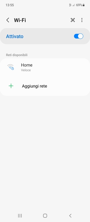 Seleziona la rete wireless a cui desideri connetterti