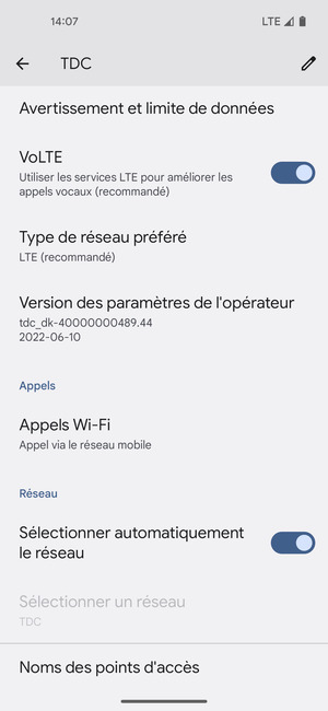 Pour changer de réseau en cas de problèmes de réseau,  désactiver Sélectionner automatiquement le réseau
