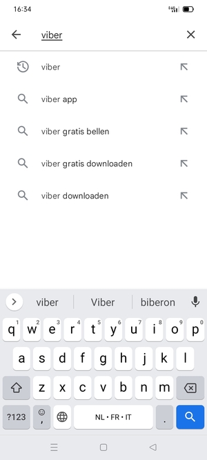Voer de app-naam in en selecteer Zoeken