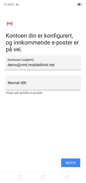 Gi kontoen din et navn, og skriv inn navnet ditt. Velg NESTE