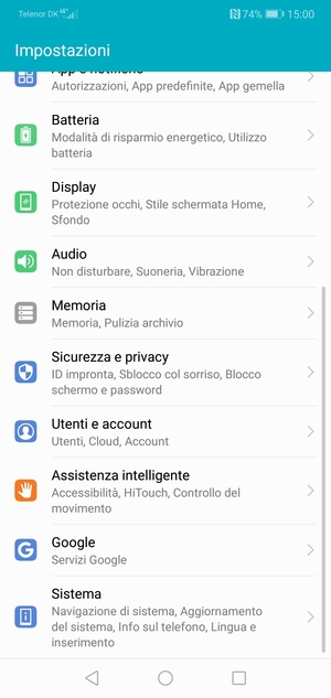 Scorri e seleziona Utenti e account