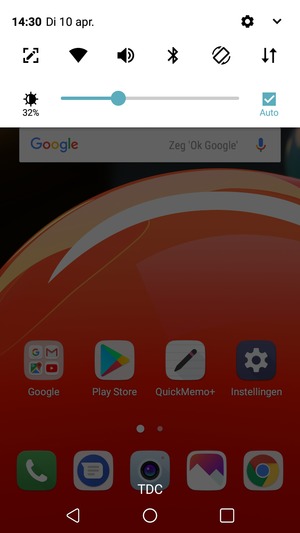 Selecteer de v knop