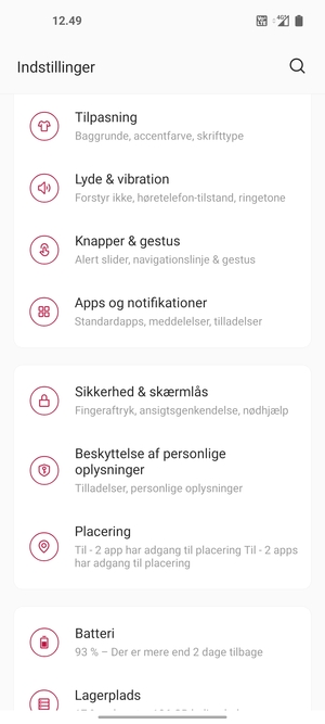 Scroll til og vælg Sikkerhed & skærmlås