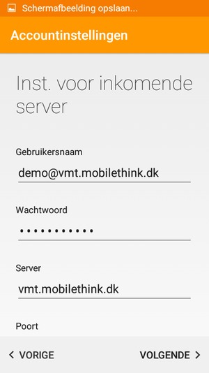 Voer Gebruikersnaam en binnenkomend serveradres in. Selecteer VOLGENDE