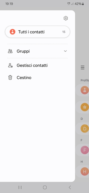 Seleziona Gestisci contatti