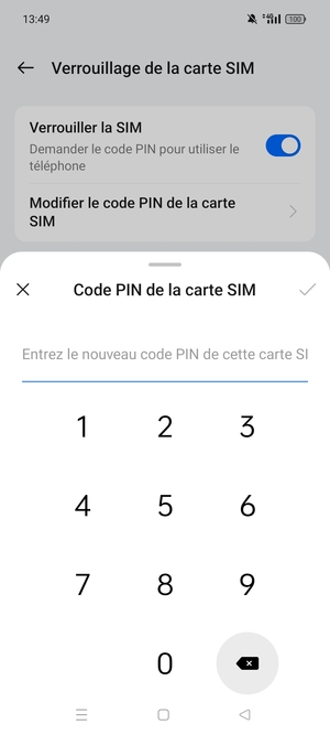 Saisissez votre nouveau code PIN de la carte SIM et sélectionnez OK