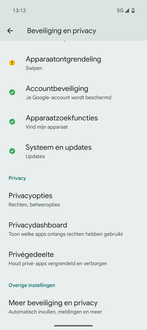 Scroll naar en selecteer Meer beveiliging en privacy