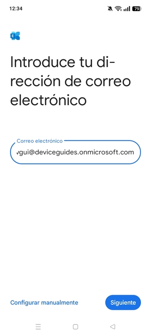 Introduzca su Dirección de correo electrónico y seleccione Configurar manualmente