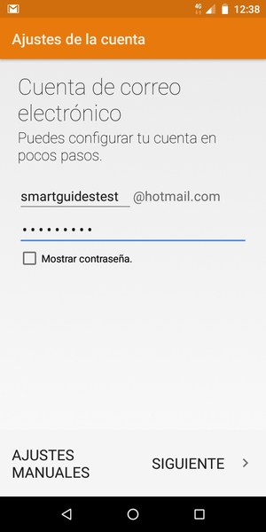 Introduzca su dirección Hotmail y Contraseña. Seleccione SIGUIENTE