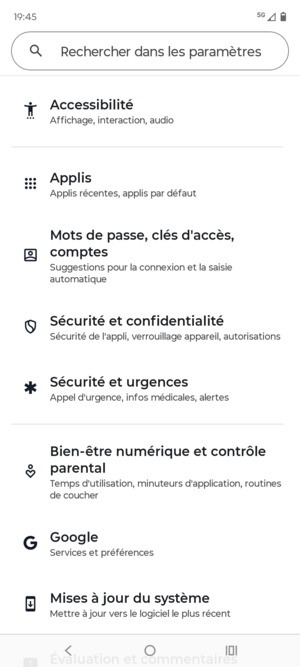 Faites défiler et sélectionnez Sécurité et confidentialité