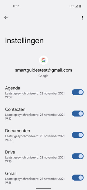 Zorg ervoor dat Contacten geselecteerd is