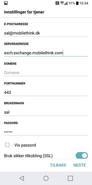 Skriv inn Exchange serveradresse og BRUKERNAVN. Velg NESTE