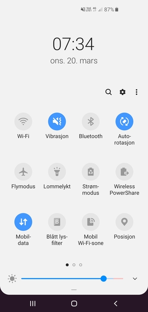 Velg Vibrasjon for å bytte til lydløs