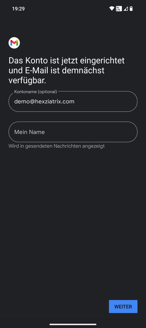 Geben Sie Ihrem Konto einen Namen und geben Sie Ihren Namen ein. Wählen Sie WEITER