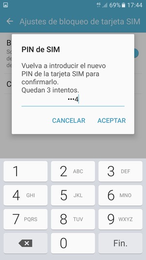 Confirme su nuevo PIN de SIM y seleccione ACEPTAR