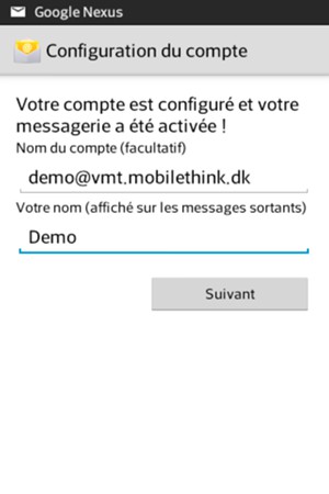 Donnez un nom à votre compte et saisissez votre nom. Sélectionnez Suivant