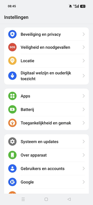 Scroll naar en selecteer Beveiliging en privacy