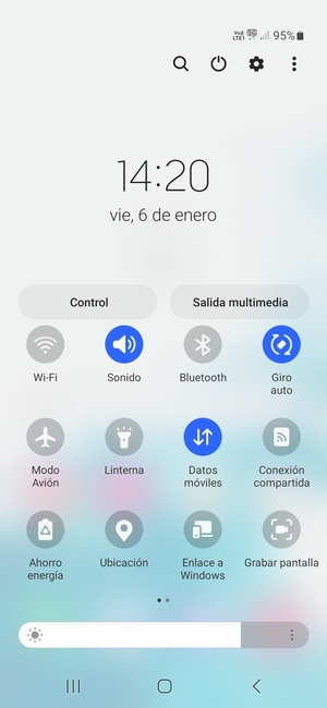 Seleccione Sonido para cambiar el modo de vibración