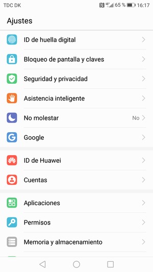 Desplácese y seleccione Seguridad y privacidad