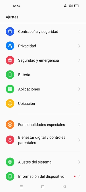 Desplácese y seleccione Contraseña y seguridad