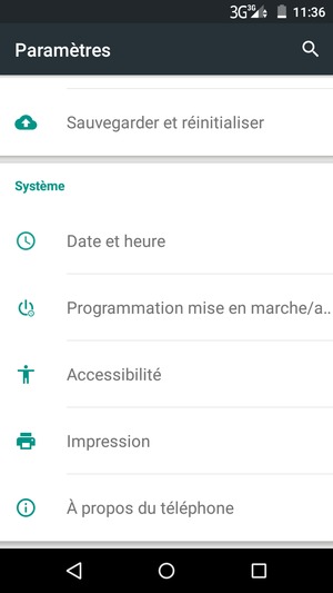 Faites défiler et sélectionnez À propos
du téléphone