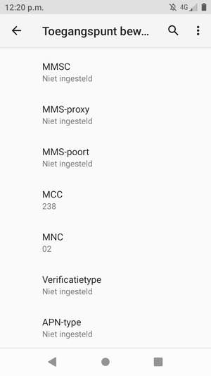 Scroll naar beneden en voer internetgegevens in
