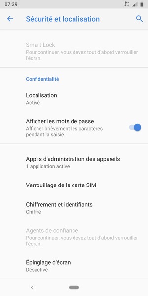 Sélectionnez Verrouillage de la carte SIM