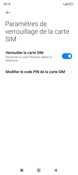 Sélectionnez Modifier le code PIN de la carte SIM