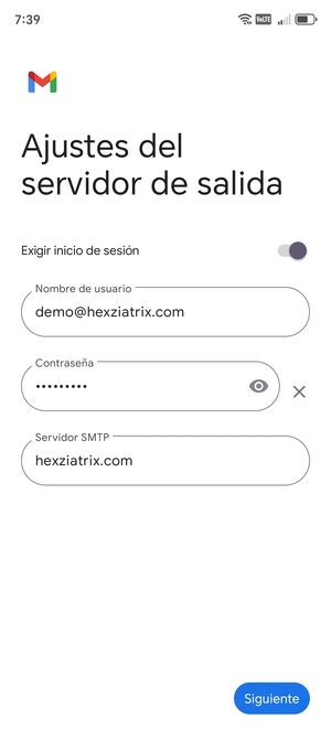 Introduzca la dirección de servidor saliente y seleccione Siguiente