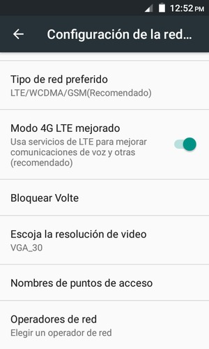 Para cambiar la red en caso de problemas de conectividad, desplácese y seleccione Operadores de red