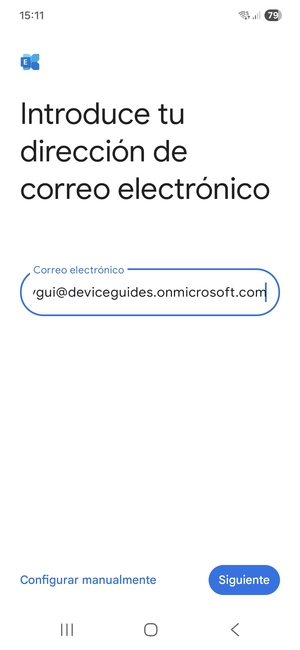 Introduzca su Dirección de correo electrónico y seleccione Configurar manualmente