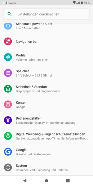 Scrollen Sie und wählen Sie Konten