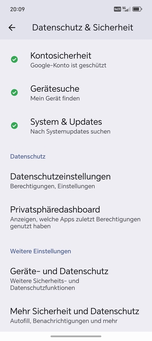 Scrollen Sie und wählen Sie Mehr Sicherheit und Datenschutz