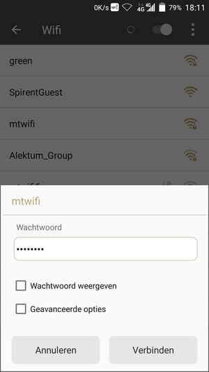 Voer het WiFi-wachtwoord in en selecteer Verbinden