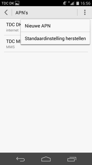 Als uw scherm er zo uitziet, selecteert u de Menu-knop en selecteert u vervolgens Standaardinstelling herstellen