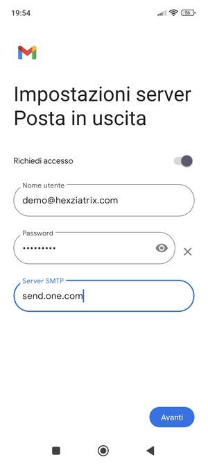 Inserisci l'indirizzo del server di posta in uscita e seleziona Avanti