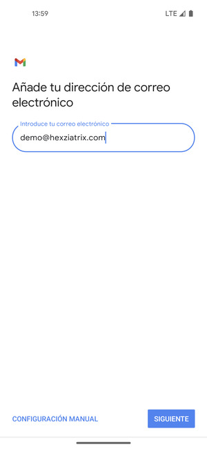 Introduzca su Dirección de correo electrónico y seleccione SIGUIENTE