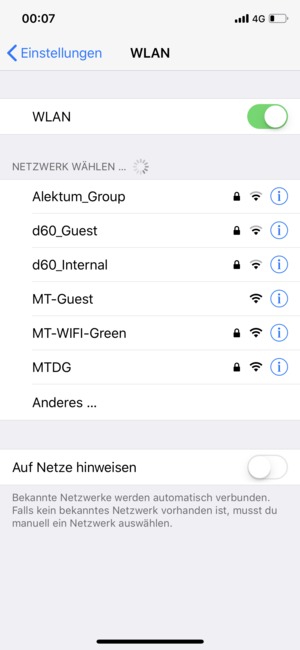 Stellen Sie WLAN auf ON. Wählen Sie das Wireless-Netzwerk, zu dem Sie eine Verbindung herstellen möchten