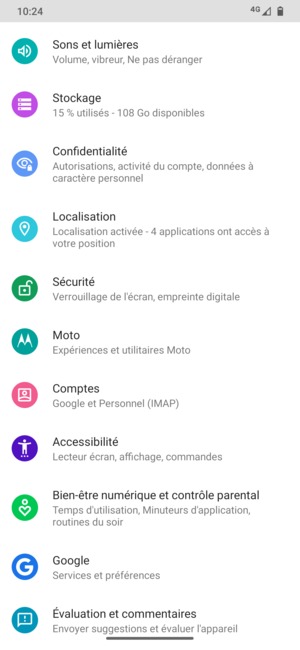 Faites défiler et sélectionnez Comptes