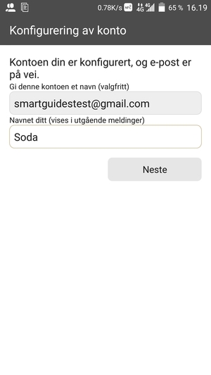 Gi kontoen din et navn, og skriv inn navnet ditt. Velg Neste