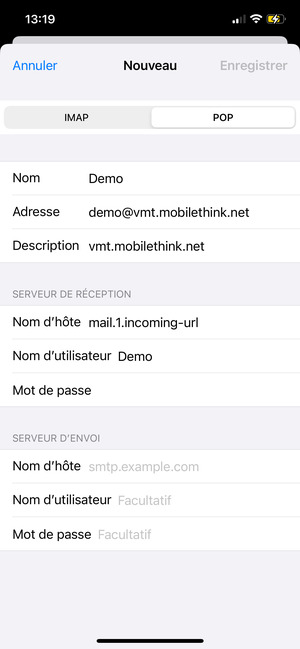 Sélectionnez POP ou IMAP et saisissez les informations e-mail pour SERVEUR DE RÉCEPTION