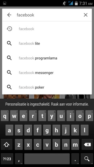 Voer de app-naam in en selecteer Zoek
