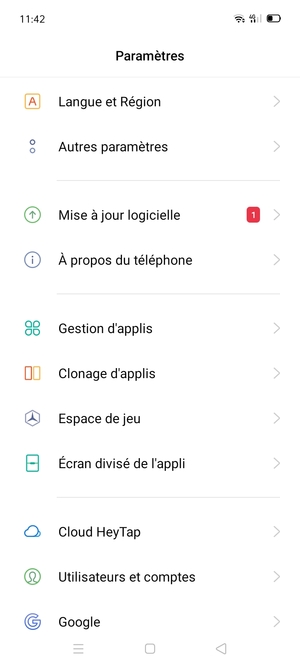 Retournez au menu Paramètres, faites défiler et sélectionnez Utilisateurs et comptes